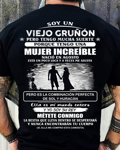Camiseta Hombre Viejo Gruñón Regalo Para Esposo O Novio - Mujer Increíble Nacida En Agosto (SKU2604-270-08) - SUN08