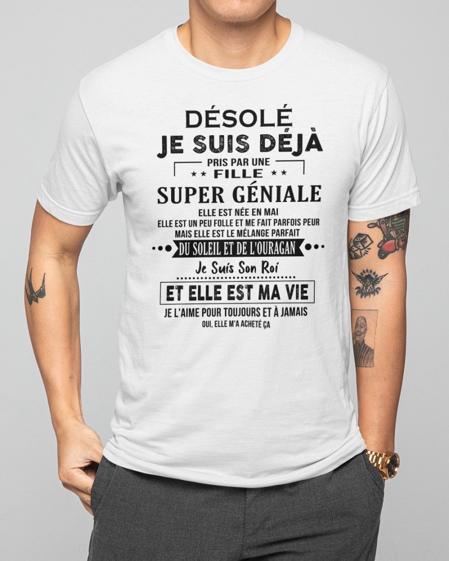 Mai - Petite amie incroyable née en Mai - Le cadeau parfait pour son petit ami - SUN05 (SKU.FR.SS-05)