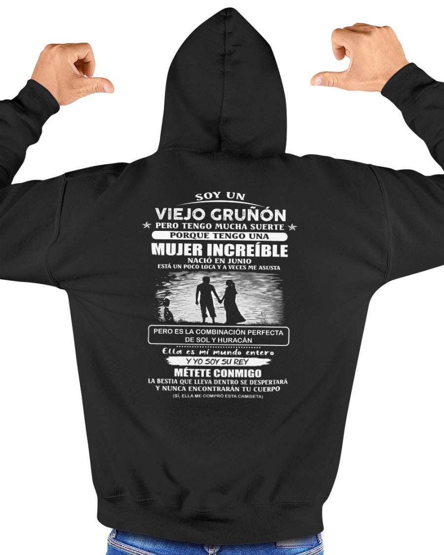 Camiseta Hombre Viejo Gruñón Regalo Para Esposo O Novio - Mujer Increíble Nacida En Junio - (SKU2604-270-06) - SUN06