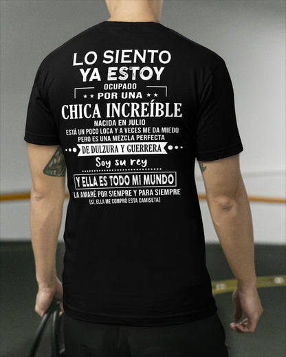 Lo siento chicas, ya estoy pillado - Mi novia está un poco loca y es adorable - Regalo especial para tu novio o esposo - (SKU04-156-07) - SUN07