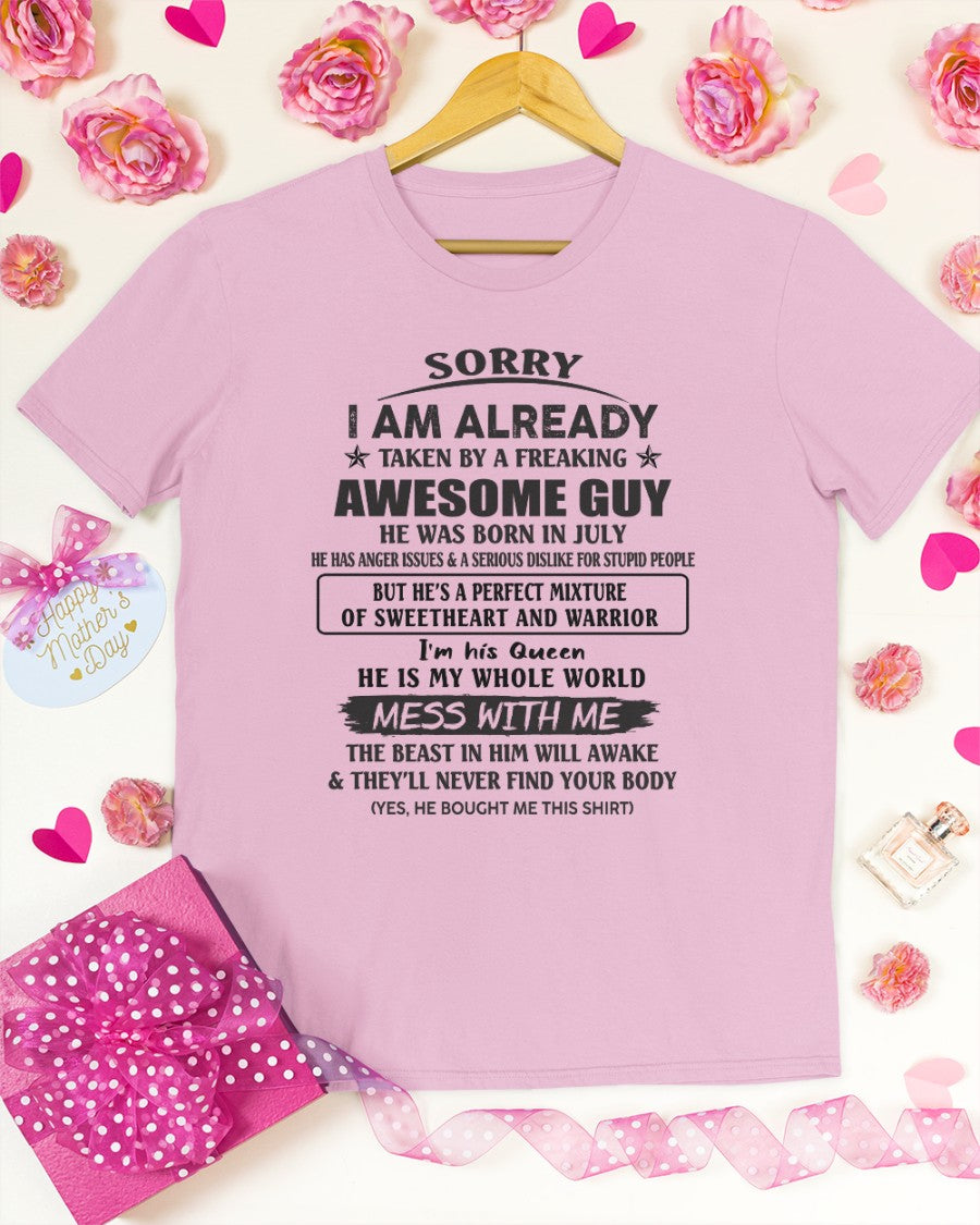 July - Awesome guy born in July - Perfect gift for your girlfriend or wife (SKU12-38-07)