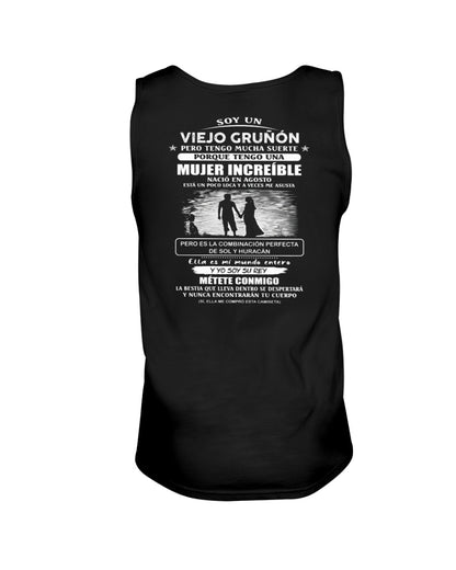 Camiseta Hombre Viejo Gruñón Regalo Para Esposo O Novio - Mujer Increíble Nacida En Agosto (SKU2604-270-08) - SUN08