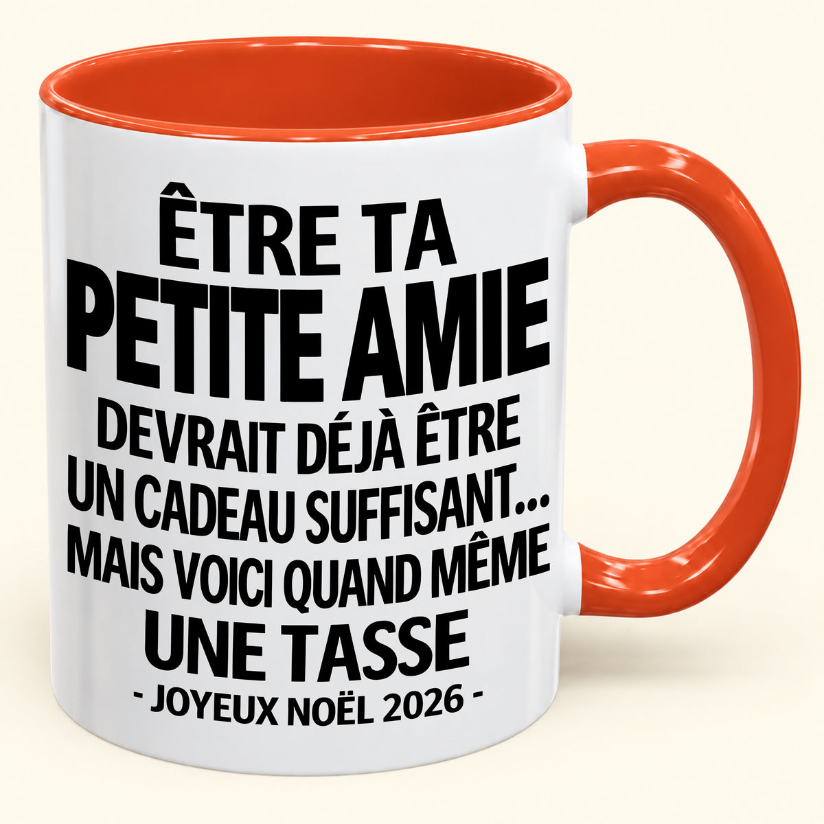 Être ta petite amie est déjà un cadeau suffisant – Mug bicolore humoristique – Cadeau de Noël 2026 (SKU2610-267) MUGFR