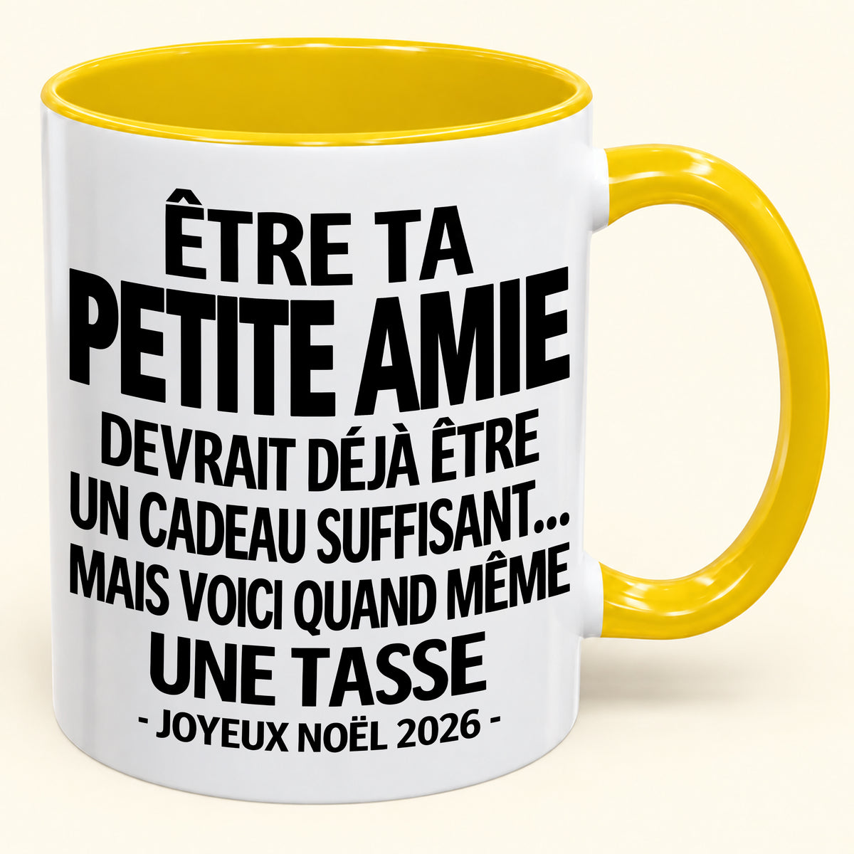 Être ta petite amie est déjà un cadeau suffisant – Mug bicolore humoristique – Cadeau de Noël 2026 (SKU2610-267) MUGFR