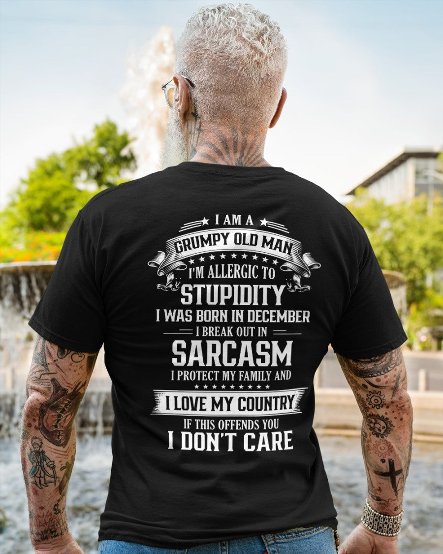 Grumpy Old Man est né en décembre - Vivi12